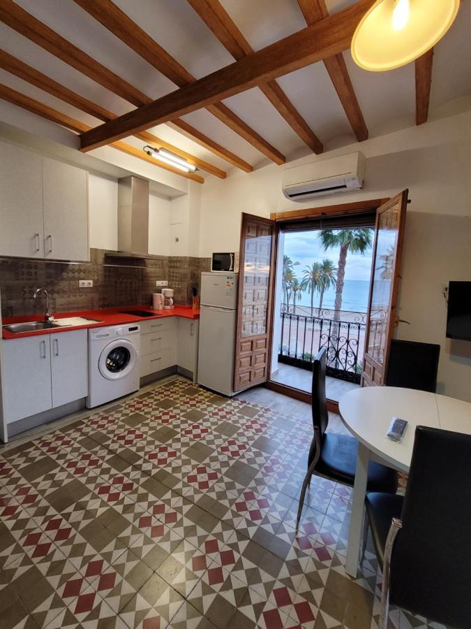 Hb Costablanca Apartamientos Junto Al Mar Appartamento Villajoyosa Esterno foto