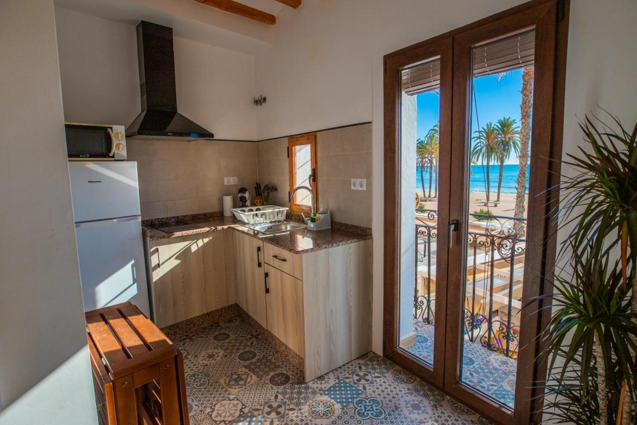 Hb Costablanca Apartamientos Junto Al Mar Appartamento Villajoyosa Esterno foto